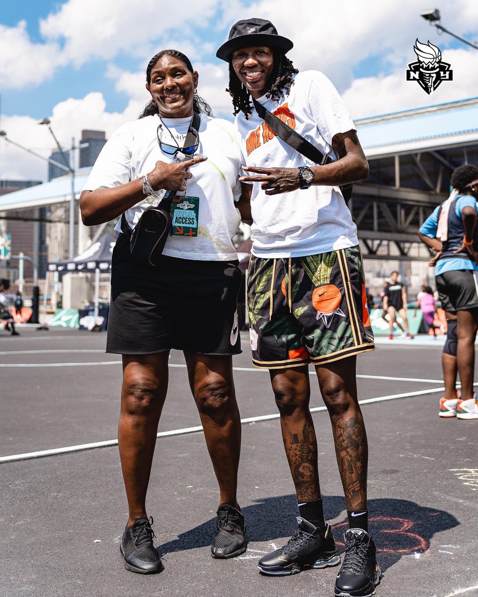 New York Liberty tweet media