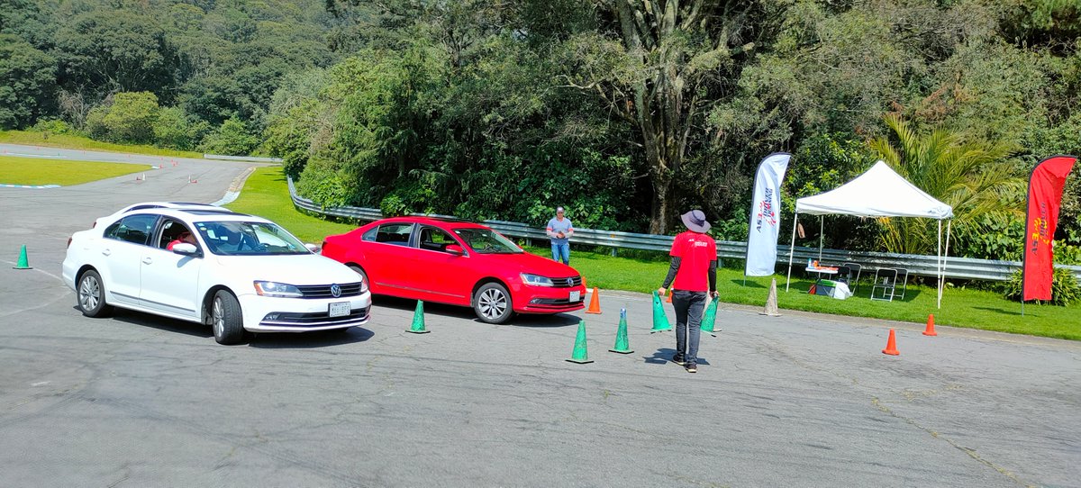 AS3Driving's tweet photo. ¡Concluyó con éxito otro curso de Habilidades Avanzadas de Manejo ANTI-SECUESTRO!

Somos la única empresa con experiencia realmente vivencial en alta seguridad que capacita sólo en las mejores pistas del país.

¡Gracias por acompañarnos!
https://t.co/Zm3V4xWA0c https://t.co/SHWTkkjC7N