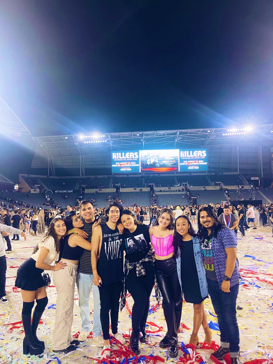 edwardgcab's tweet photo. This past weekend I created memories that I will cherish for the rest of my life. Rocking out to music that I love… with the people that I love. 🎶 https://t.co/yRUHKywY8L