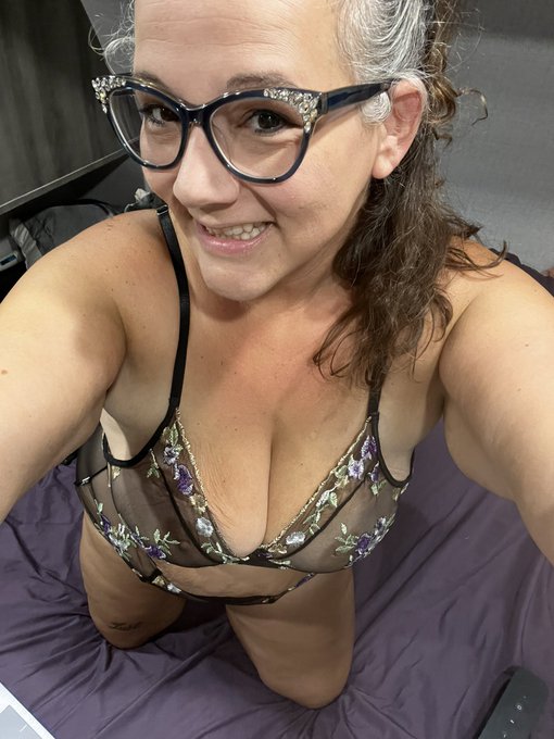 All done at lustycams, but still around for calls, texting, and live video chat - just DM me! Starts