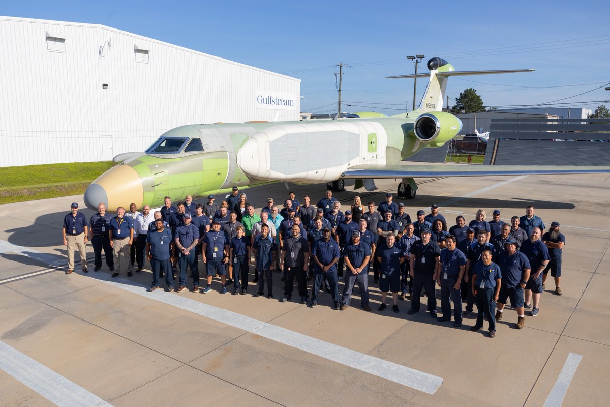 GulfstreamAero's tweet photo. The third EC-37B #CompassCall aircraft has been delivered to the @usairforce. The modified #G550 is part of the tactical communications jamming program created by @L3HarrisTech with support from @BAESystemsInc. #SpecialMissions https://t.co/WtG3UsheIR
