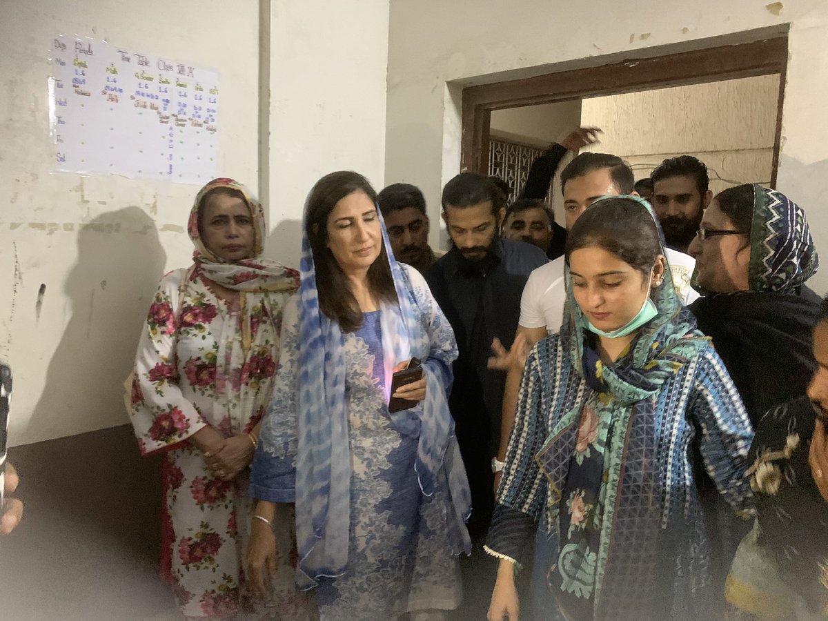 KalarSakina's tweet photo. U.C 3 Sachal Goth relief camp with Shela Raza, Ghulam Sakina, Bashir Khaskheli, Farzana, and Khatija https://t.co/GYvRG4cHi6