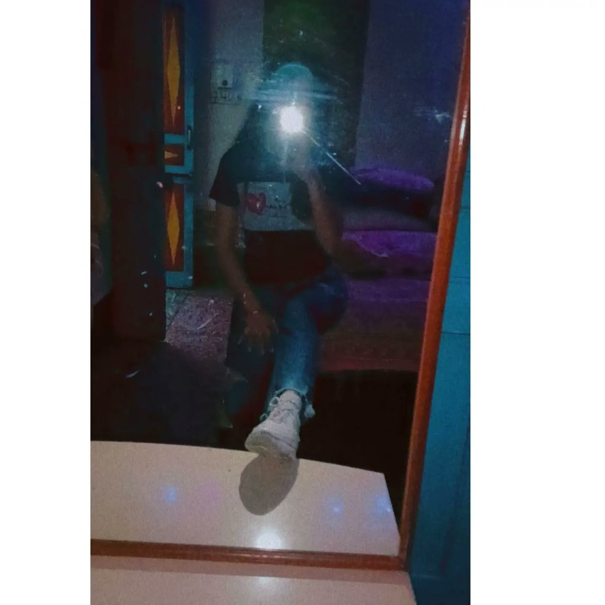 ReshamGyanani's tweet photo. #NewProfilePic https://t.co/eEi9vM5pEX