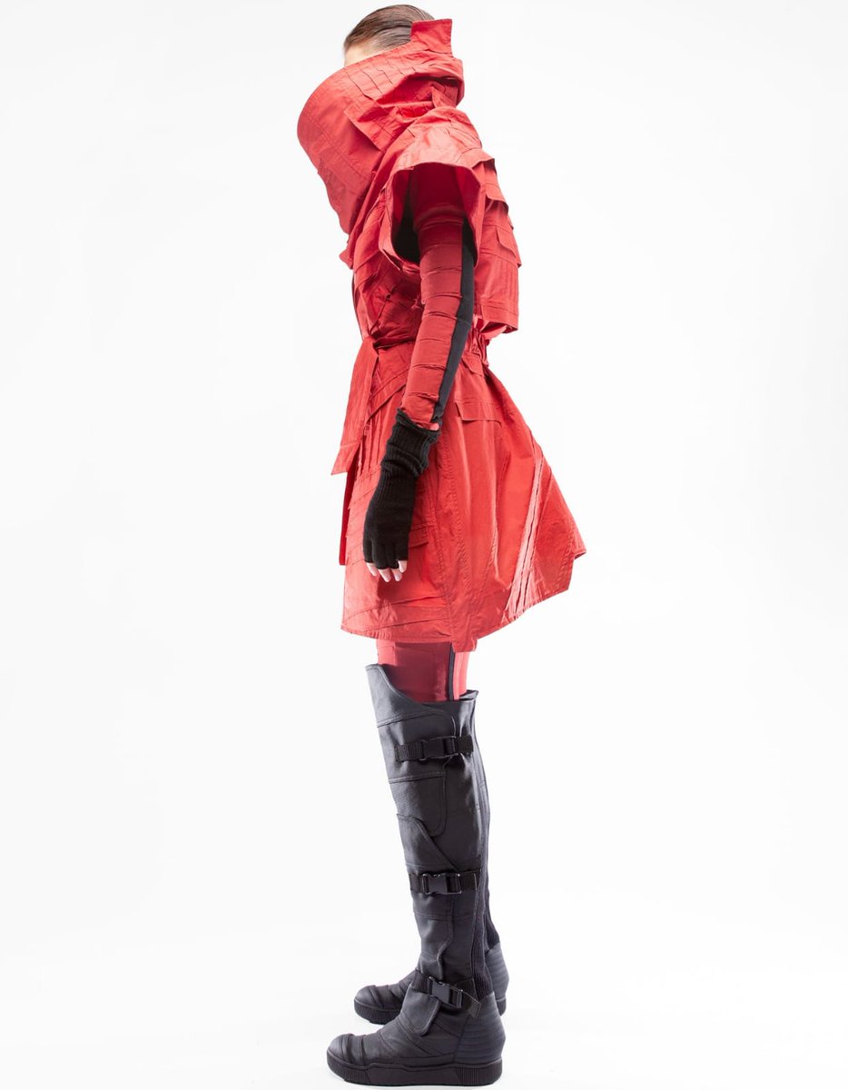 Hoy tengo el día de ver #ecommerce caros
😂Arreglada pero informal....yo lo veo super práctico para ir al Mercadona...
La tienda no tiene desperdicio...a pesar de todo me compraría cosas 
#ciberpunk
¿Os mola algo?
demobaza.com/collections/sh…