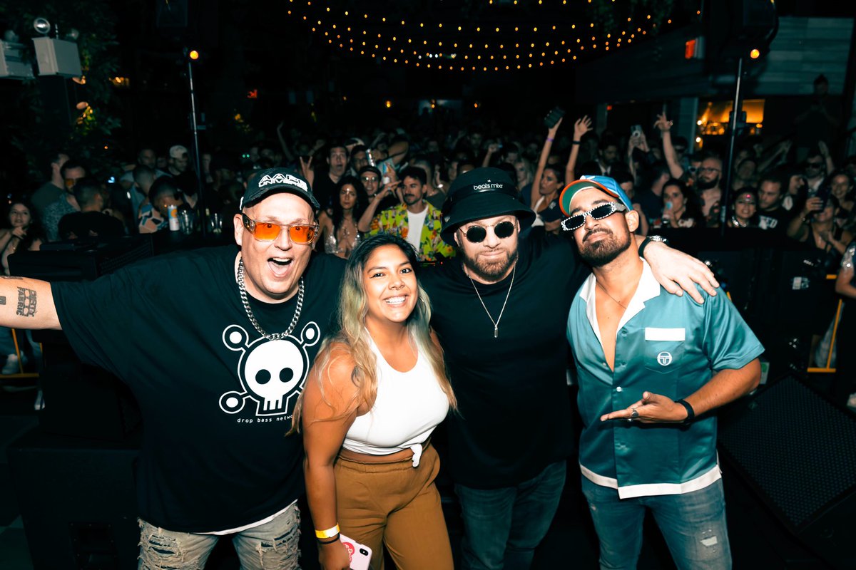 SHIBA SAN tweet media