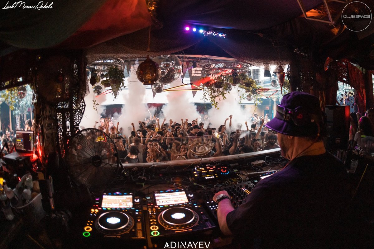 SHIBA SAN tweet media