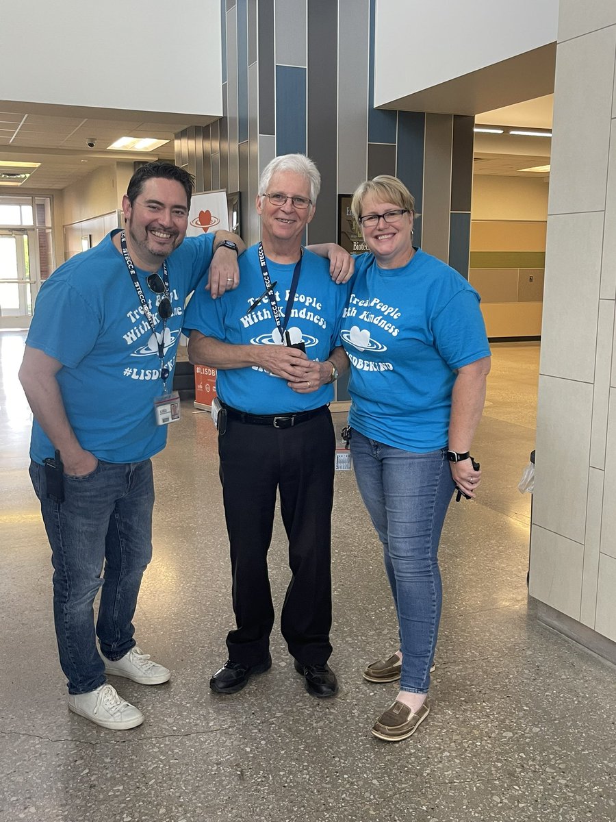 It’s Kindness Monday <a href="/TECCeast/">TECC East</a> … but don’t worry, we’re kind everyday!
<a href="/LISD/">范書豪</a> <a href="/lisdcte/">Career & Technical Education Lewisville ISD</a> #bekind #lisdbekind #tecceast