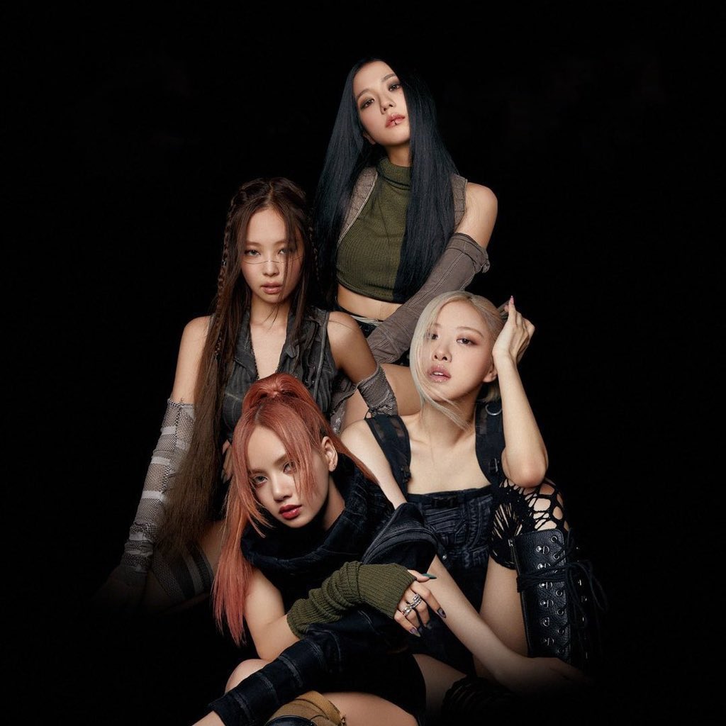 PopBase's tweet photo. BLACKPINK officially becomes the most viewed channel by a female artist in YouTube history. https://t.co/xEOobCXlx8