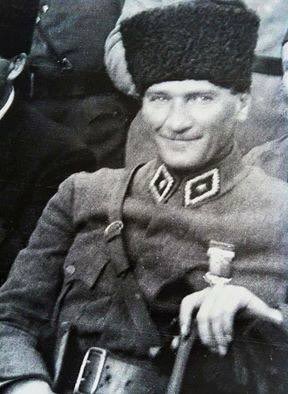 ZionLacroix's tweet photo. 🇹🇷İlelebet Başkomutan Mustafa Kemal’in izinde, tam bağımsız güzel Türkiye’min 30 Ağustos Zafer Bayramı kutlu olsun. https://t.co/9Y2xRPDBdJ