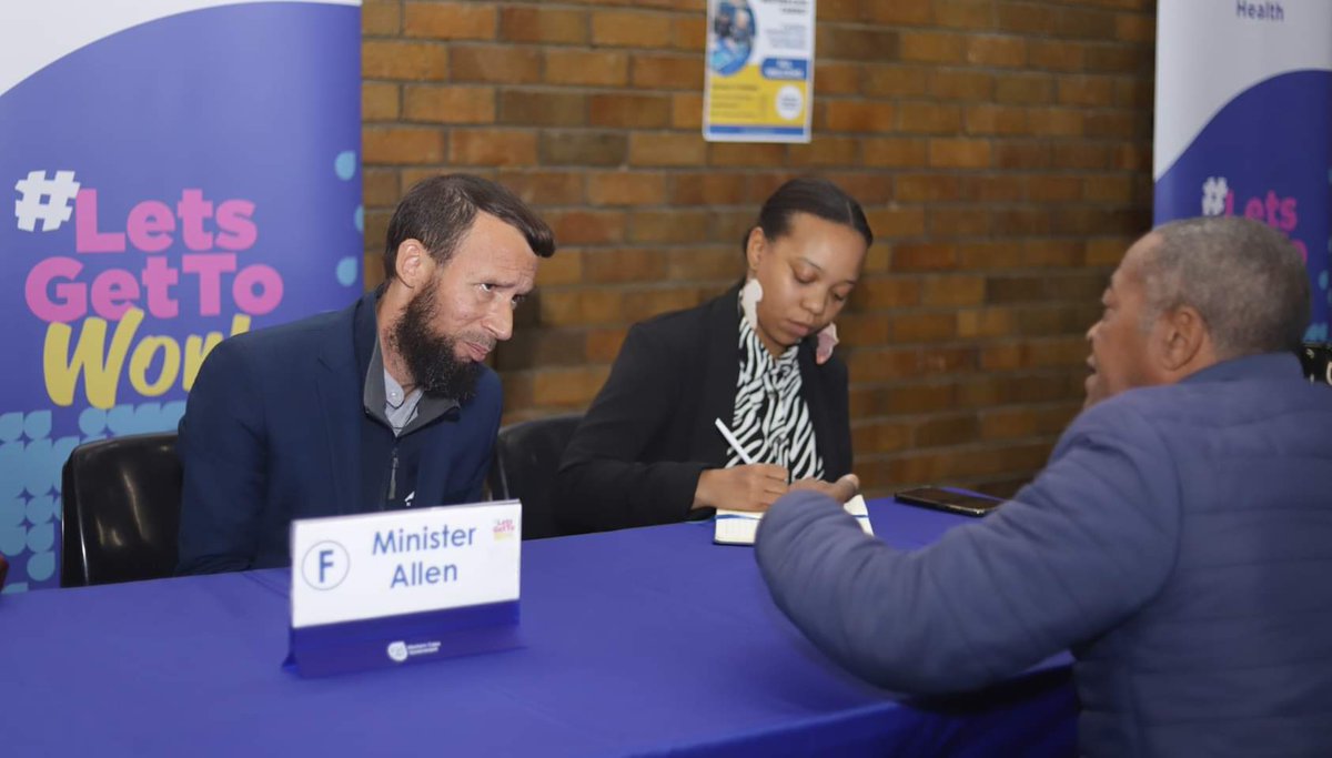 Mayor Dirk Kotze tweet media