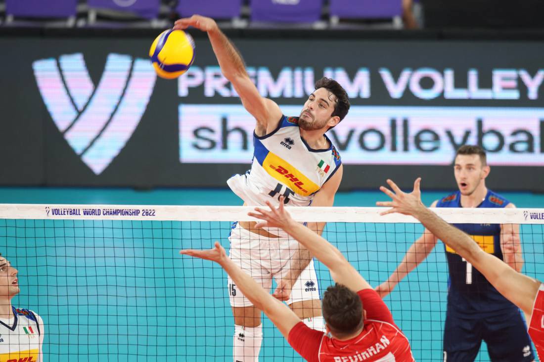 ItaliaTeam_it's tweet photo. Seconda vittoria ai Mondiali! 👌

A Lubiana l’Italia batte 3-0 anche la Turchia! 🏐🥳🥳🥳

#ItaliaTeam | @Federvolley https://t.co/lCn03NQnc7
