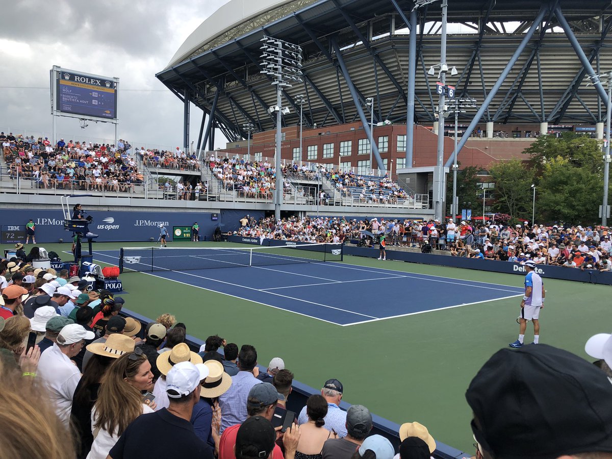 Big day for BHS Girls Tennis! We took 30 players down to the US Open. An amazing time was had by all the girls and they got to watch a ton of high level tennis matches including Andy Murray! We hope to make it back in the future. <a href="/BCSDBulldogs/">Beacon Athletics</a> <a href="/CoachModica/">Taylor Modica</a> <a href="/usopen/">US Open Tennis</a>