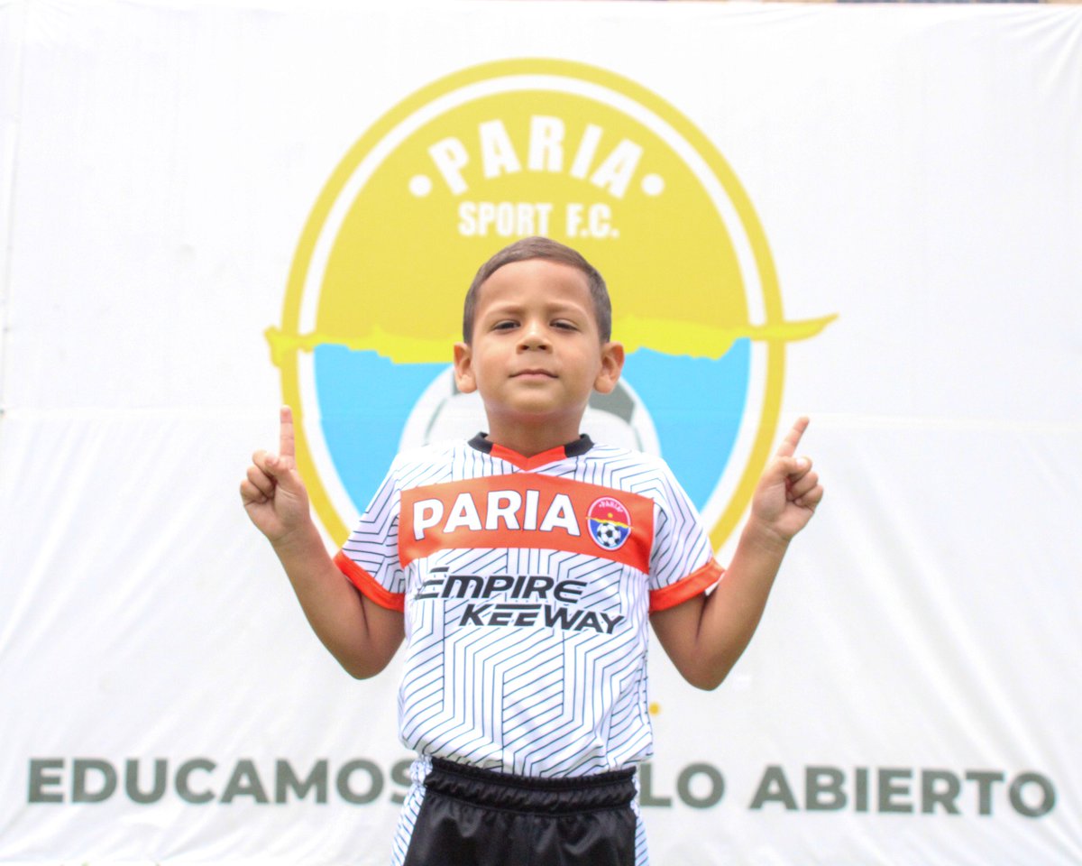 PariaSport's tweet photo. ¡Tenemos nueva piel!

@PariaSport se complace en presentar nuestra nueva equipación de uniformes para la Temporada 2022-2023 gracias a la alianza comercial con la prestigiosa marca @Clashuniformes quienes fueron los encargados del diseño y confección de nuestra nueva piel. https://t.co/InGXSxWJB7