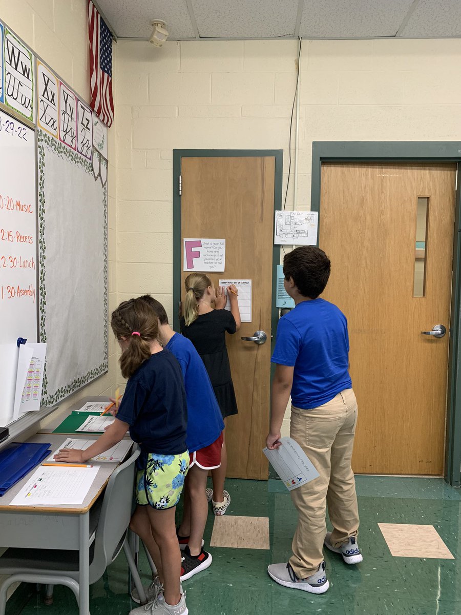 cm_ebs's tweet photo. We had a great day building our classroom community and getting to know more about one another for our first day of 4th! @JonestownElem https://t.co/gGSnCp7TW8