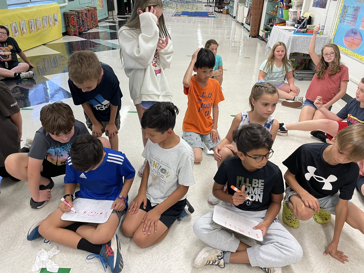 cstuiblemusic's tweet photo. It’s not Football Friday in the music room- it’s 5th grade Music Basketball 🏀! Complete with decoding and writing CS Unit 2 rhythms. #bringingjoy #feierabendfundamentals @McFadden_School https://t.co/wFqt4vRwaM