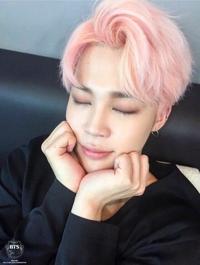 solarchibi's tweet photo. Why is pink haired Teo a Jimin lookalike lol #thessum https://t.co/QY5Z8BSgGG