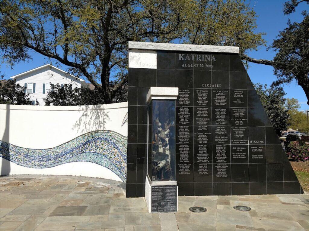 piperforjustice's tweet photo. 17 years ago today, New Orleans was struck by Hurricane Katrina. As we remember those affected by the devastation, especially the Black &amp; Brown communities that are often hit disproportionately, may we continue to service our communities with compassion &amp; prepare for the future. https://t.co/OSL9tE6hSj