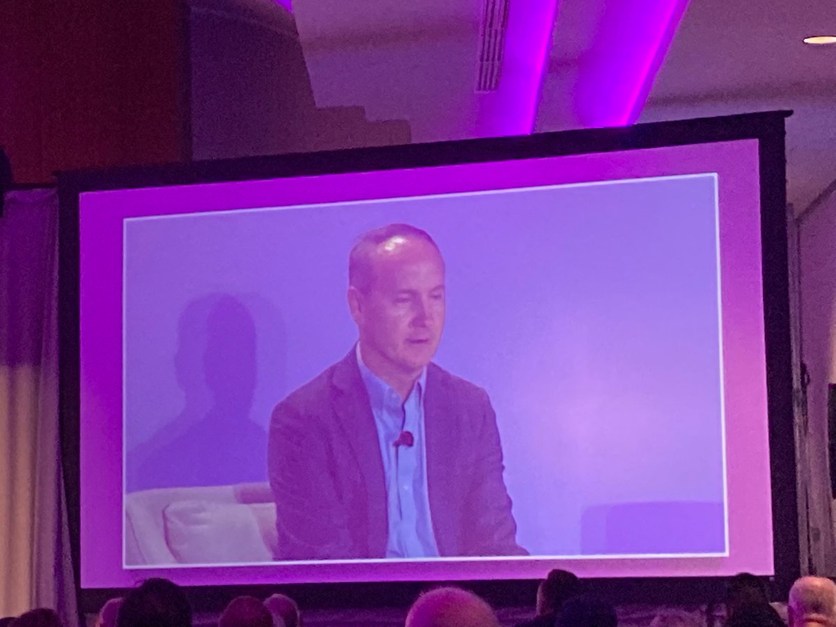 ProShopGuyMF1's tweet photo. Day one of the @themotleyfool #foolfest22 ends with @TMFOtter most optimistic person he knows @DavidGFool And Bill knows a lot of optimistic people since he works at the Fool. https://t.co/kpxFNhS62P