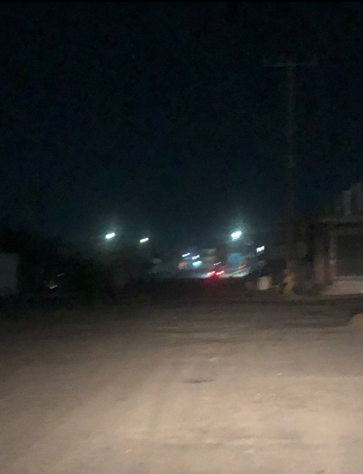 keilacisneros82's tweet photo. @StacLinea  buenas noches  luminarias apagadas Av del Prado Col treboles entrada al sector c son varias , favor de levantar reporte. Muchas gracias https://t.co/6R3zD5TCC0