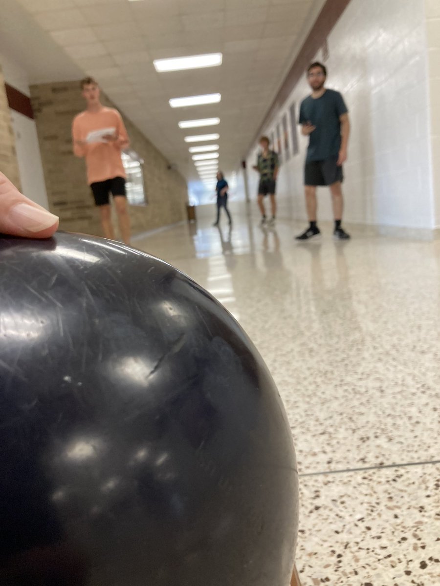 MrsManekeCN's tweet photo. Sometimes figuring out all the ways NOT to do a lab is a better learning experience than doing it the “right” way the first time. 🤣#PhunWithPhysics #CNProud #OpeningDoors https://t.co/ReJuRNKLoX