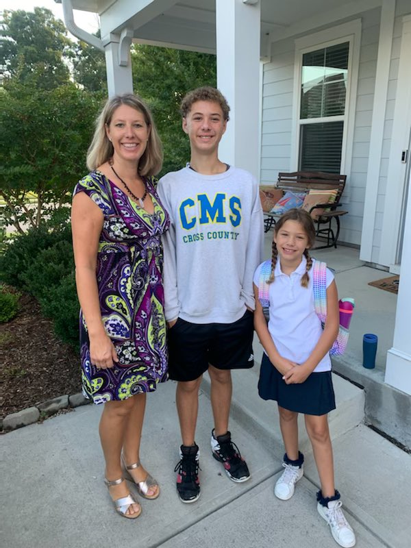 glennblumbee's tweet photo. First day of school for all 3! #CarrboroHigh #CulbrethMiddle #FPGBilingue https://t.co/R3uWPv3VUt