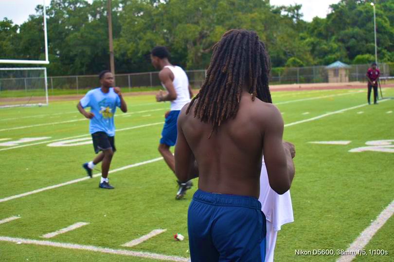 ClintonLafred's tweet photo. Looking really heavy right now.. weight room doing me right https://t.co/OfdpIqz8wn