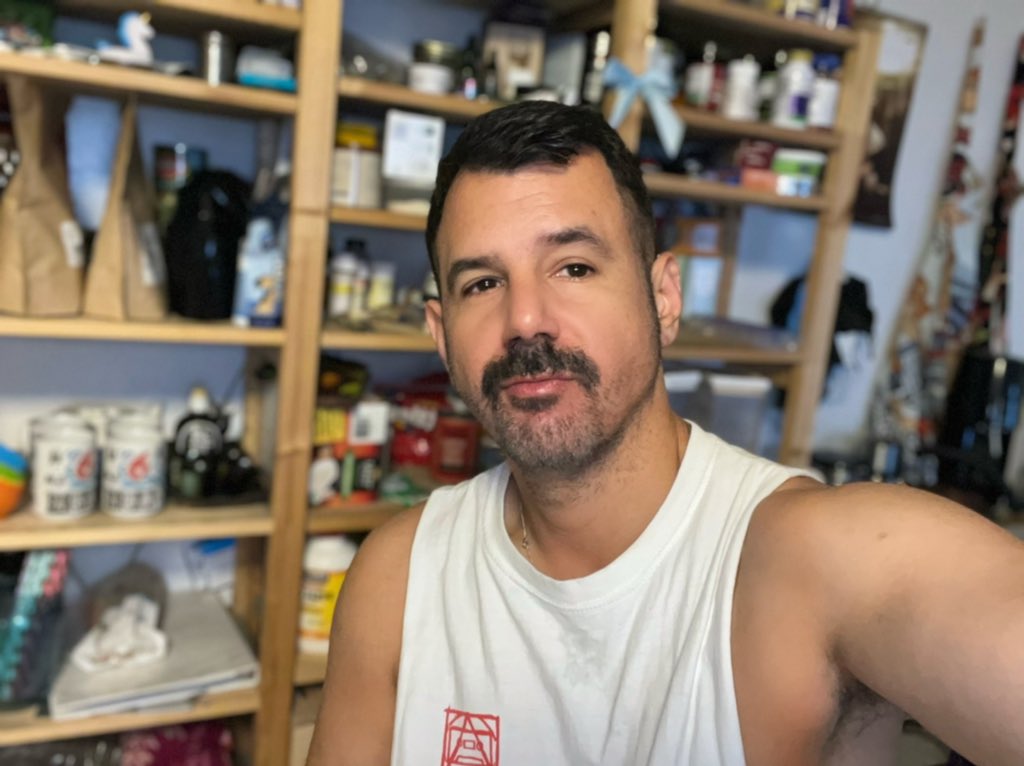 djguyscheiman's tweet photo. I hope you all have a great week! #mondays #stache #guyscheiman https://t.co/jvD1zSPCHx