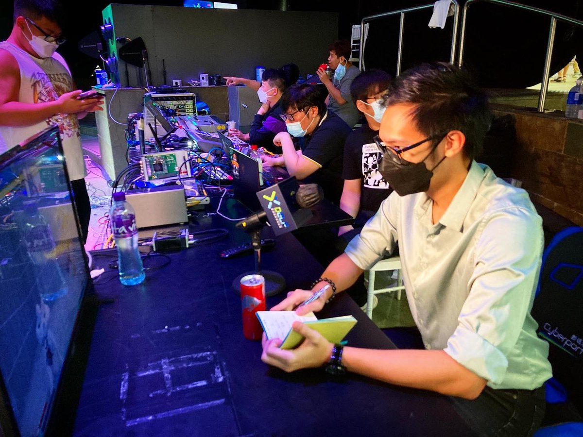 devils0459's tweet photo. Commentating for Redbull TOROS, a SFV tournament in Hong Kong🥰 https://t.co/H4zwZoRRtB