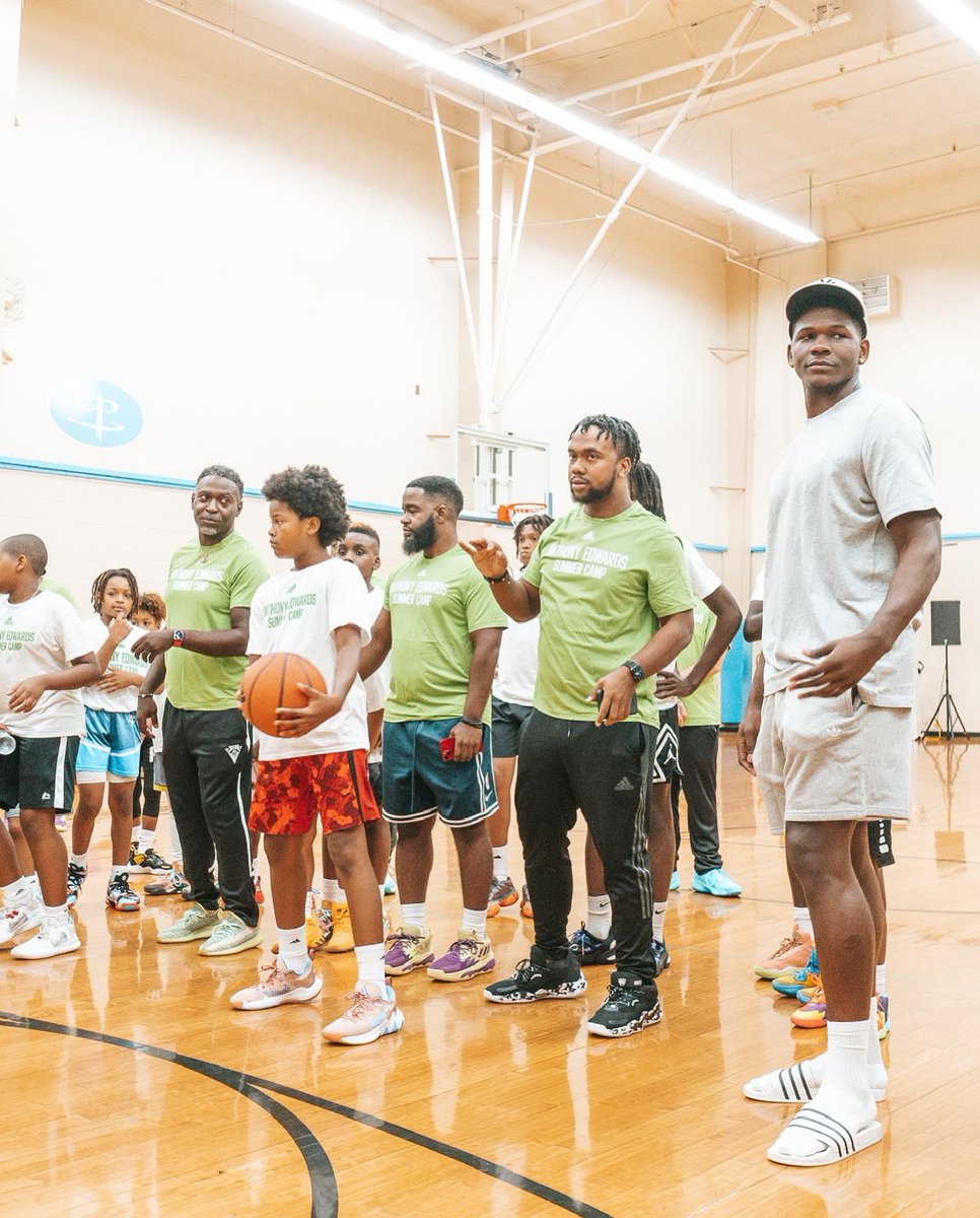 anthonyedwards's tweet image. The Anthony Edwards Camp keeps getting bigger and better every year! We appreciate every kid that came out, every parent that brought their kid(s) and stayed, and everyone from the AE5 family that volunteered. Stay tuned because it’s only going to get bigger. 

#AntCamp #AE5