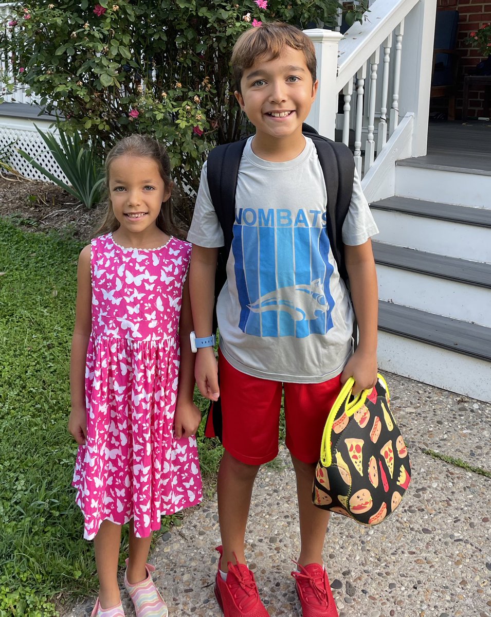orgANNEizedKaos's tweet image. And we’re off to first grade, sixth grade, and year 18 of teaching!Welcome back! #MCPSFirstDay