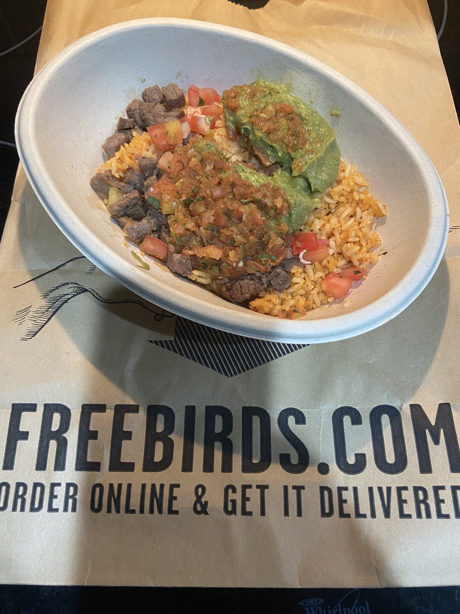 TaniaSnyder's tweet photo. Hey @FREEBIRDS_WB What is going on at 2511 Trimmier Killeen TX location? Missing meals, missing items, raw potatoes in the burritos and quarter filled bowls. Location then offered to let us pick up the missing items from delivery. Not ever going back. https://t.co/fCteUReuHS
