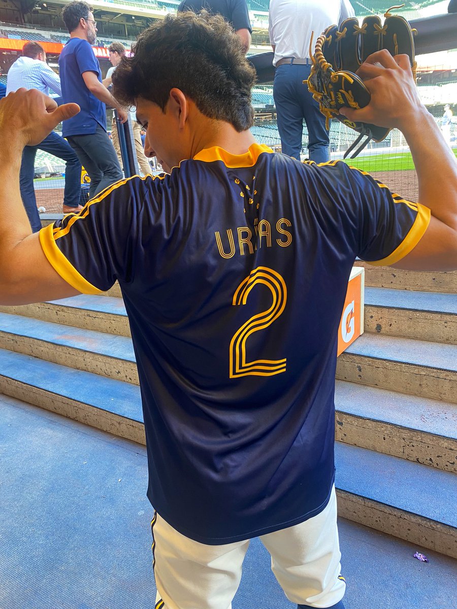 Sophia Minnaert on X: Luis Urías wearing the Cerveceros jersey.   / X