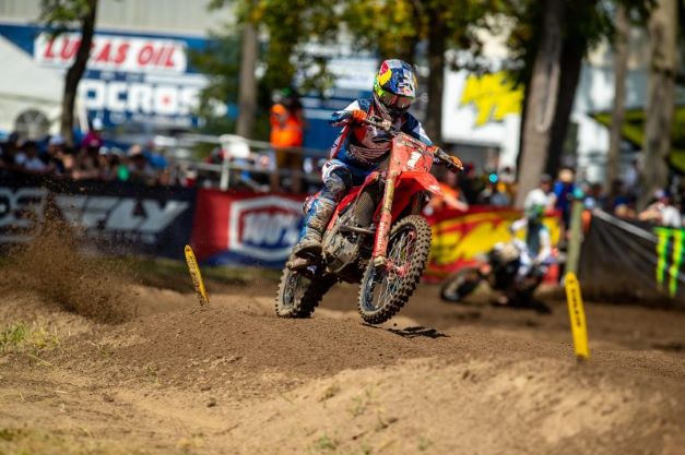 AutomobilsportC's tweet photo. Team Honda HRC Sweeps Overall Wins at Ironman MX - https://t.co/vxOjBkk8KL https://t.co/jbVWiSAdw0 photos Honda #honda #hrc #team #riders #overall #winners #ironman #indiana #promotocross #motocross #results #racing #usa #motorsport #american https://t.co/CSIFVpY5TJ