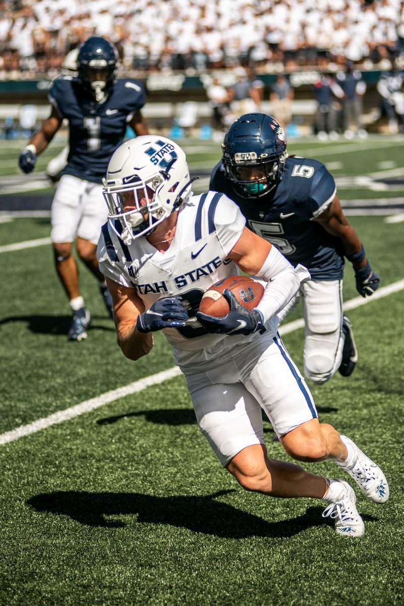 D_Mathews6's tweet photo. First TD of the season scored by my guy @kyle_vanleeuwen 🧊🧊🧊

@usuHURD https://t.co/C5erKlHq69