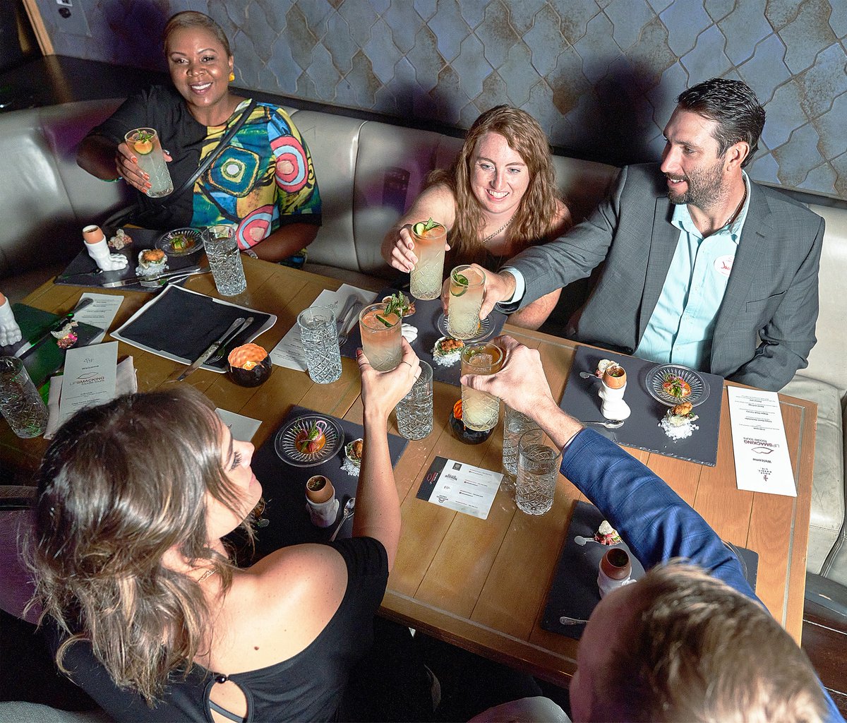 Vegas24seven's tweet photo. Join @MaverickHeli & @FingerLickTours on their new Savor & Soar experience with decadent bites at @VirginHotelsLV and a spectacular helicopter flight over the Las Vegas Strip
https://t.co/pOX7a26Wlt
#FlyMaverick https://t.co/22hCDnLcG2