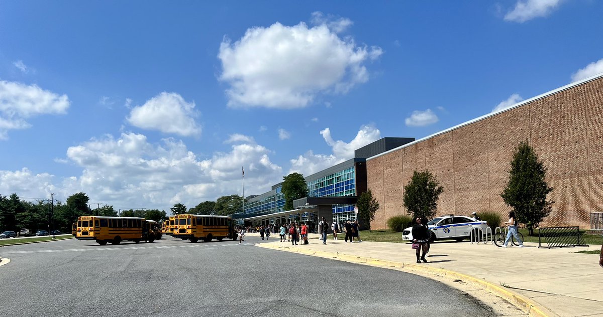 Sandra Schmidt tweet media