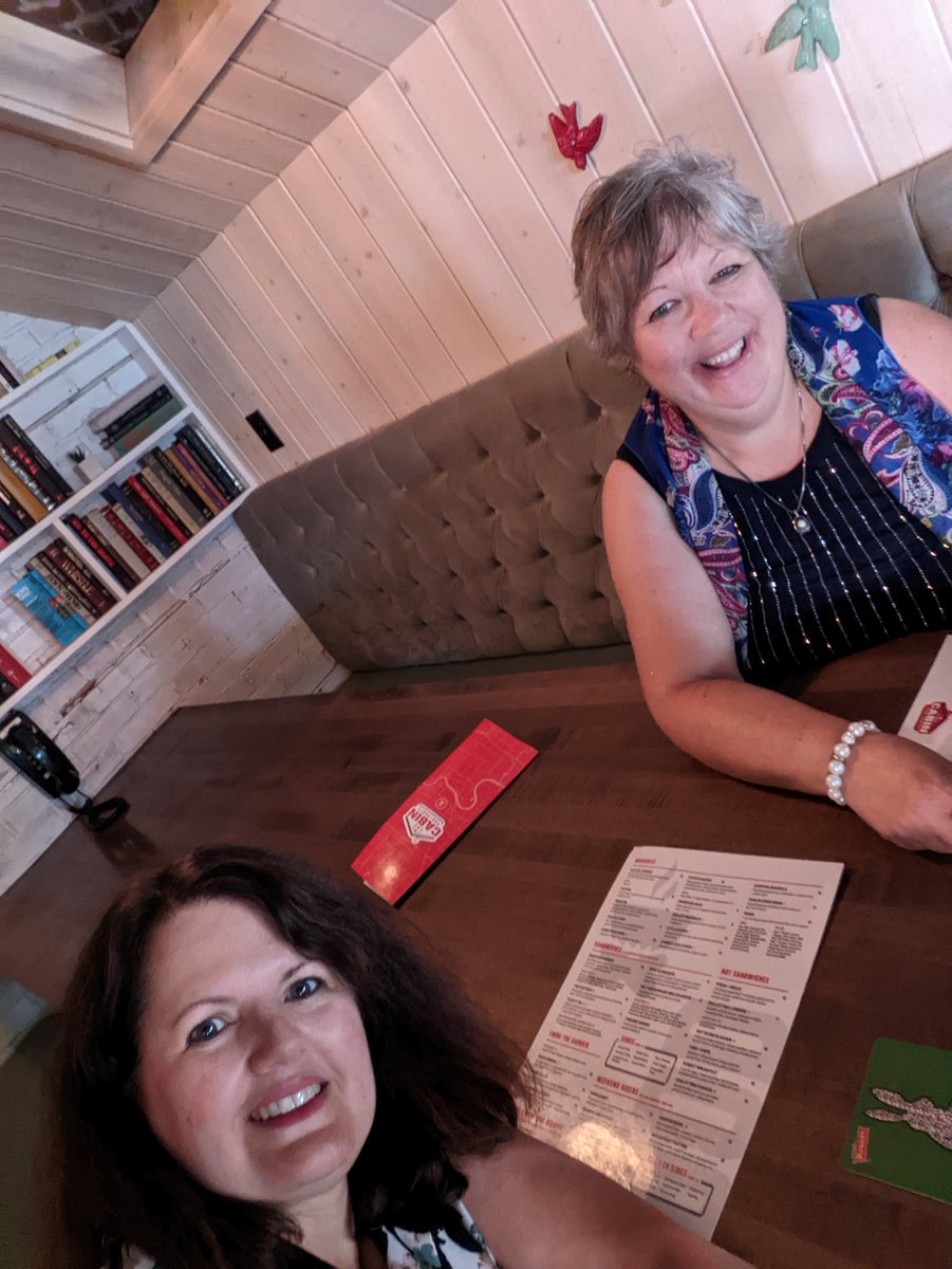 YegWinterProm's tweet photo. Two of our wonderful committee members went up and down the Victoria Promenade today chatting up building managers re Edmonton's Winter Promenade! Lots of enthusiasm for this year!
They then went to cool down @TheCabinYEG. The Cabin was one of our awesome event sponsors. 💕☃️#yeg https://t.co/esngnsXY4U