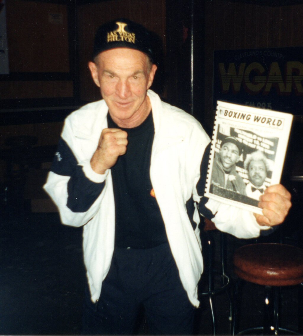 BoxingWorldMag's tweet photo. RIP Doyle Baird, Akron middleweight contender in 1960s and 1970s. Photo circa 1999. #Akronboxing https://t.co/FBjOYn5r0x
