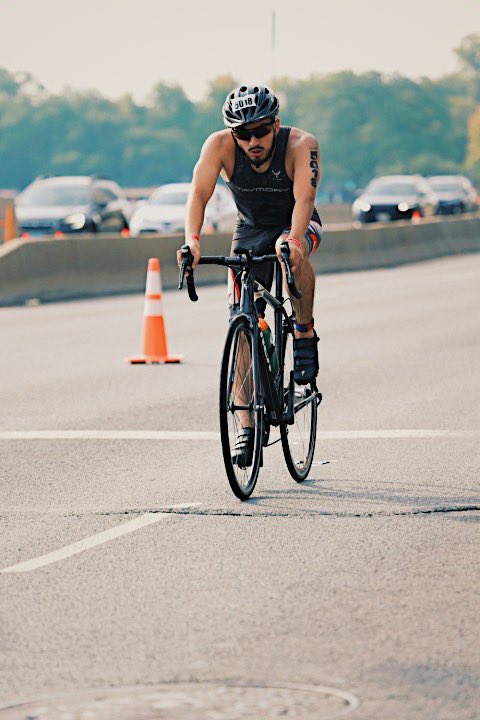 SuMuNs's tweet photo. Competed @ Chicago Triathlon this weekend. Felt like a kid again lol i love this sport 🏊🏽🚴🏽🏃🏽‍♂️ https://t.co/O0lK8x6g7t