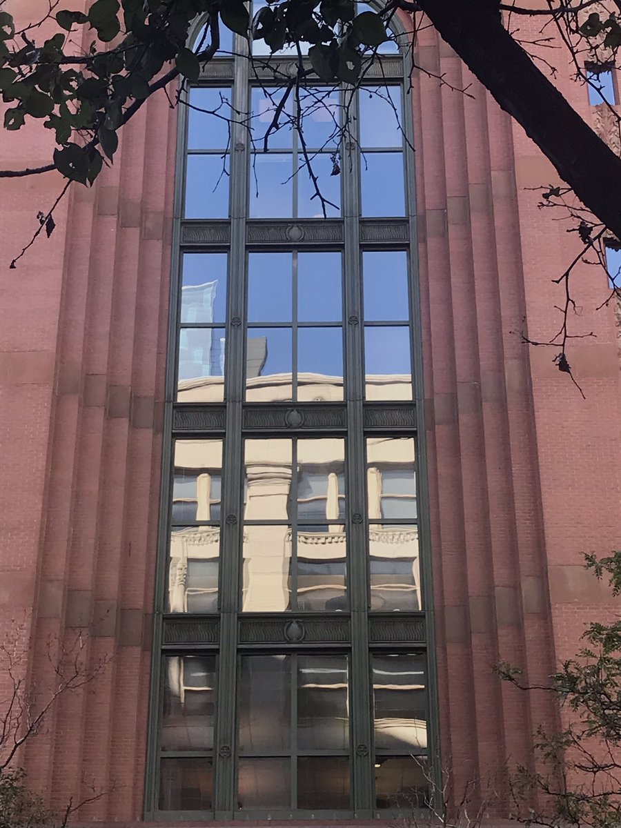 50FivePhotoJ's tweet photo. Street Photography
50Five Photo Journal
https://t.co/DHobDg0Rkm
#50FivePhotoJournal
#Photography
#StreetPhotography
#Illinois
#Chicago
#SouthLoop
#StateStreet
#HaroldWashingtonLibrary
#SearsRoebuckandCoBuilding
#Reflections
#Architecture https://t.co/KldSOkNrkB