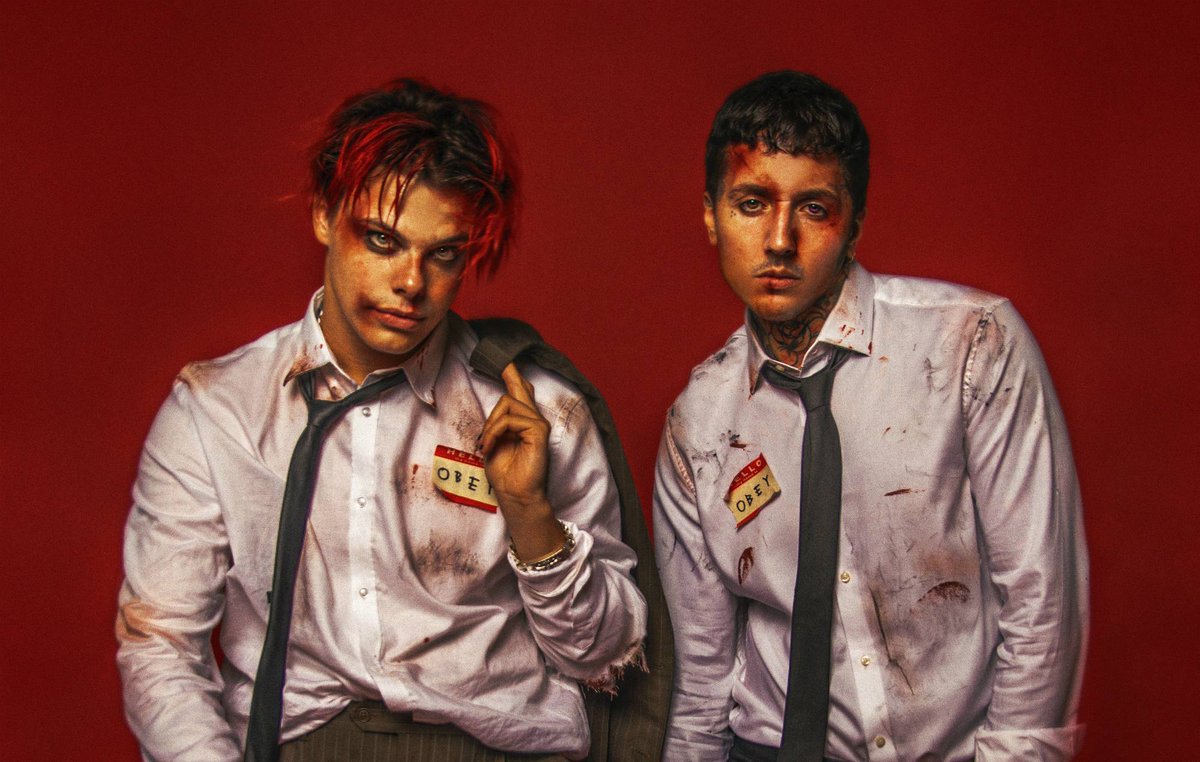 FestInsiderUK's tweet photo. Yungblud joins Bring Me The Horizon at Leeds Festival 2022 to perform 'Obey' - https://t.co/6JTXRq1KUK #Festivals #News https://t.co/prT22KlzDo