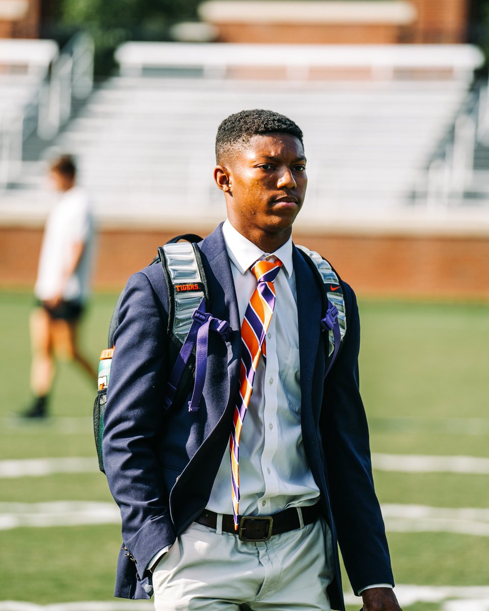 ClemsonMSoccer's tweet photo. Business as usual 👔

#ClemsonUnited🧡💜 https://t.co/g2lkLnezye