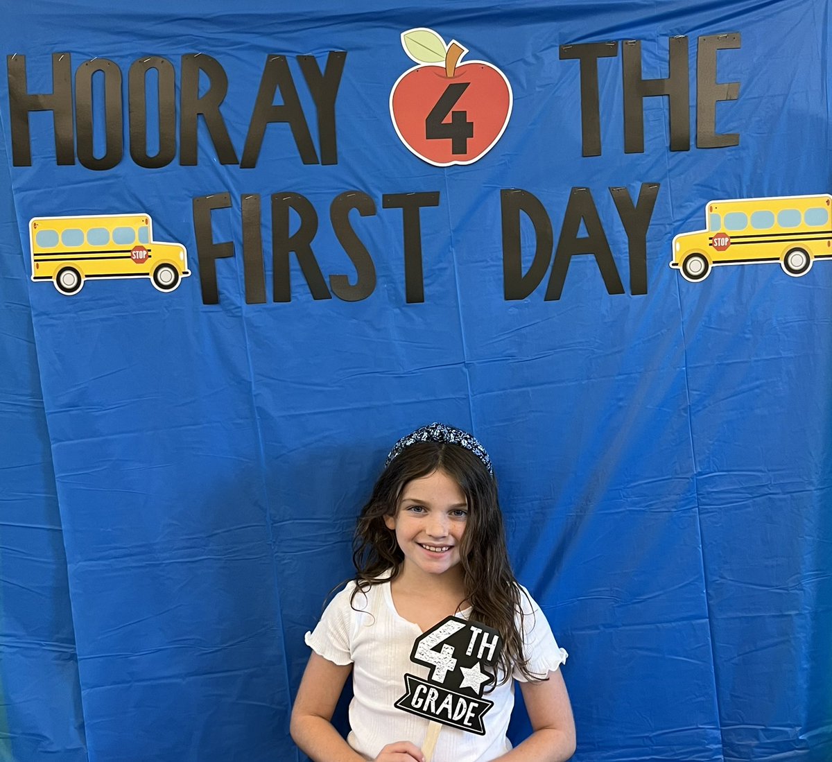 Hooray for the first day of fourth grade! So excited to have some of my sweet second graders again, and so grateful for the new friends I get to spend the year with!🍎🐾💙 #TeamWTE