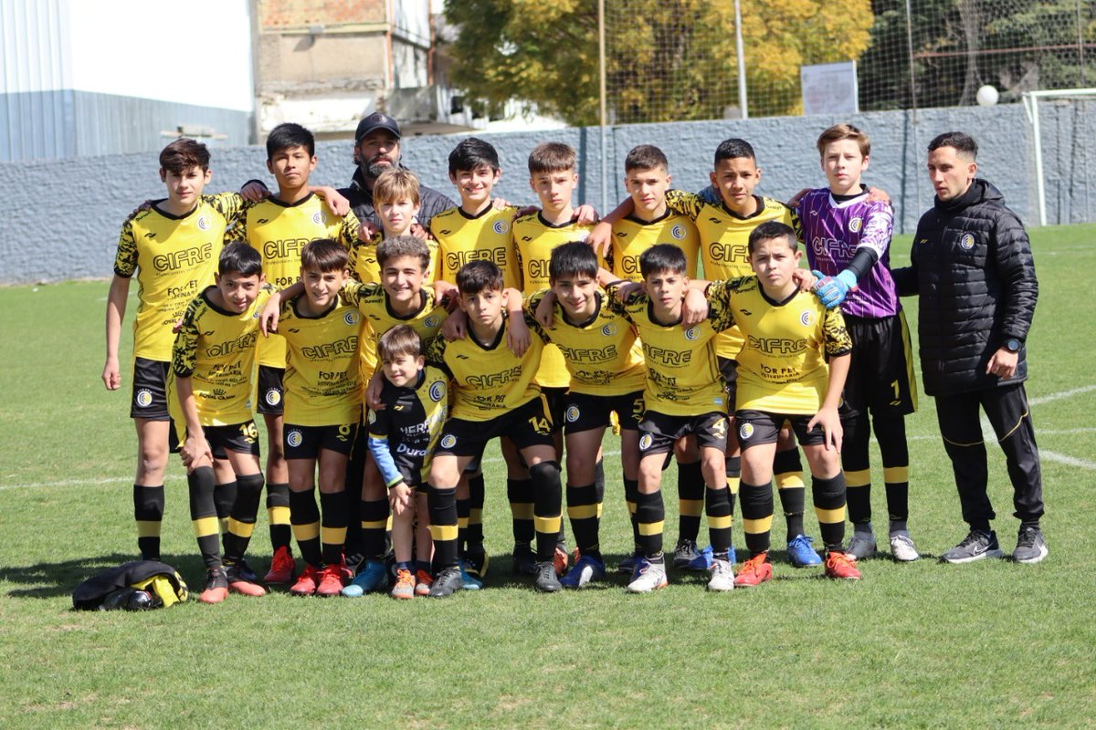 #InfantilesAFA 🇦🇷

🏟️ Agronomía 
🏆 Fecha 16 - Grupo B

✔️ Categoría 2009
🌓 COMU             3️⃣ (Agustín Tulipán, Jorge Vittori y Matías Vattuone de penal)
⚡ San Miguel     0️⃣

#SeguirCreciendo 💪🏻

<a href="/SABADOGOL/">SABADOGOL</a>