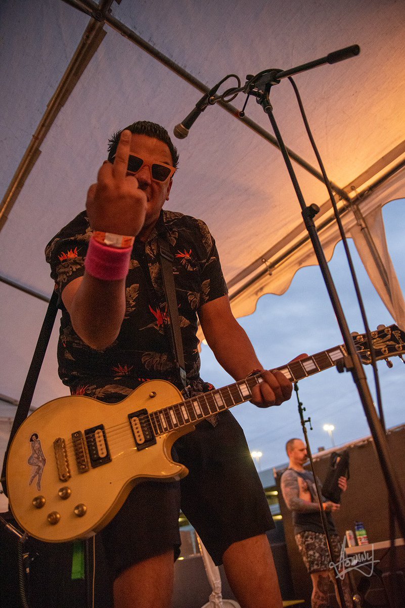 _oswaldex's tweet image. Happy Monday world