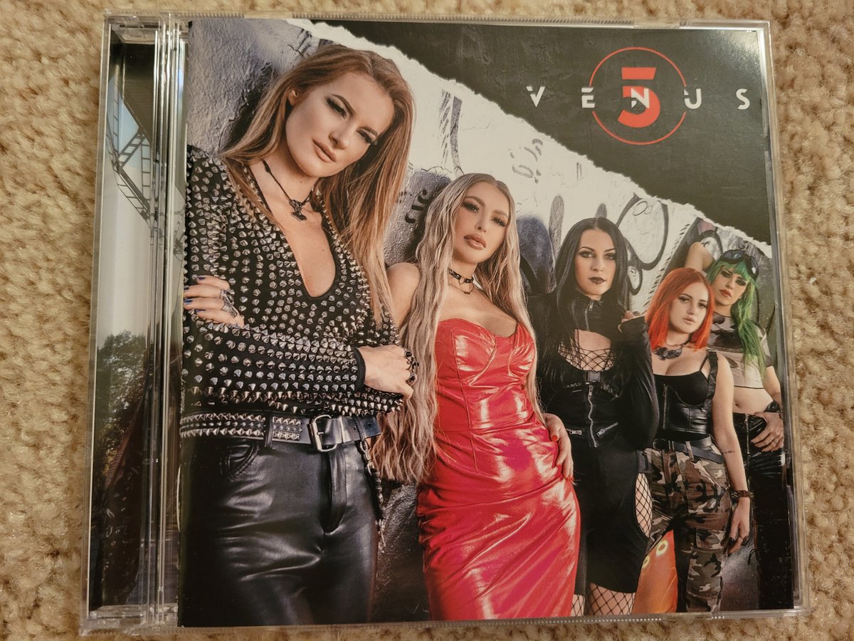 TheRockDude99's tweet photo. Listening to VENUS 5 ... 2022 #venus5 #metal 🤘🎸🎶😎❤️❤️❤️❤️❤️ @Paige_M_Gregory @ClaudiaComedy @STaylorOfficial https://t.co/RFECgJtSGK