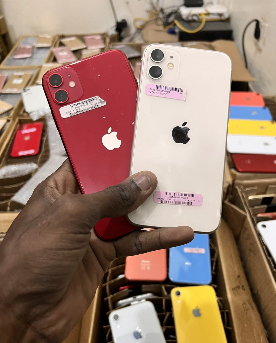 BiznessApple221's tweet photo. iPhones Venants, tous les modèles sont disponibles en stock ! En gros &amp; détails !

☎️ : 77 050 34 74 ( Appel &amp; WhatssApp )

📍: Médina / Keur Massar 

@NCN221 @Nabyleu @MariamaNiass1 @dymafouiny @LatyrDiouff @Moreallllll @Thiawjunior7 @95_Rassoul @FALLOU_GENIE @morcelo12 @MamiDia https://t.co/pCC0mJepnT