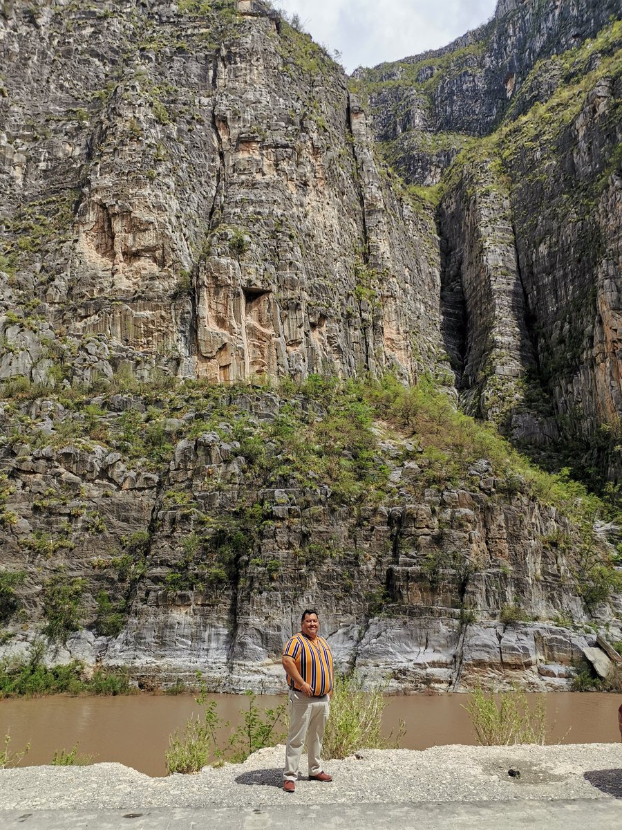 javierrivmat's tweet photo. En las entrañas de la Sierra Madre https://t.co/8RXxnuWeHt