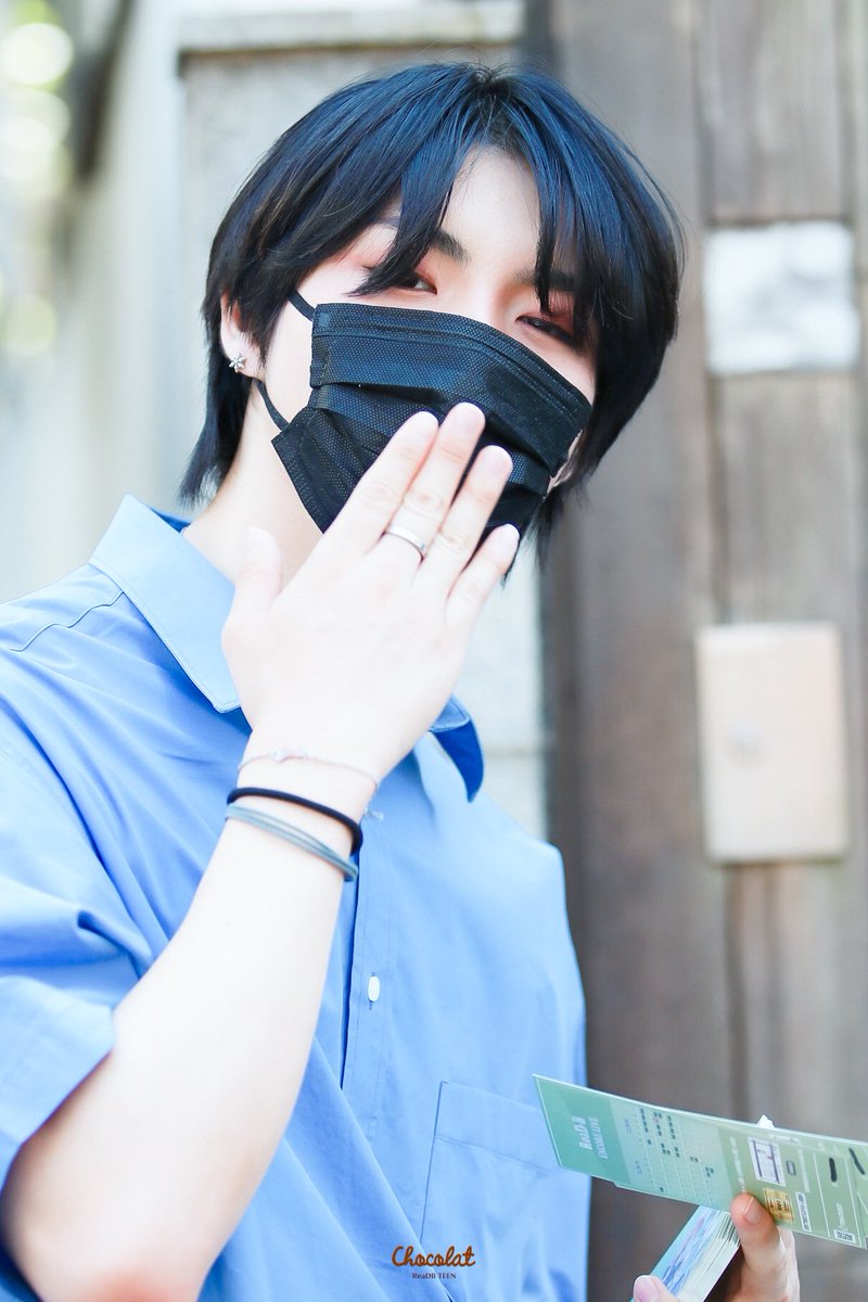 20040630com's tweet photo. 𝕁𝕒𝕡𝕒𝕟 𝕔𝕠𝕟𝕔𝕖𝕣𝕥~𝚓𝚘𝚕𝚒 𝚜𝚘𝚞𝚟𝚎𝚗𝚒𝚛
🍫홍보💜HQ🍫

나무예쁜틴💜

#RoaDB #로드비 #틴 #Teen #JstageO

@RoaDB_official https://t.co/IHsmygzphO