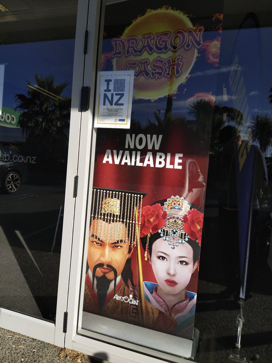 这投注站有木有天地银行的赶脚…？😂😂中国文化他们懂了多少呢？